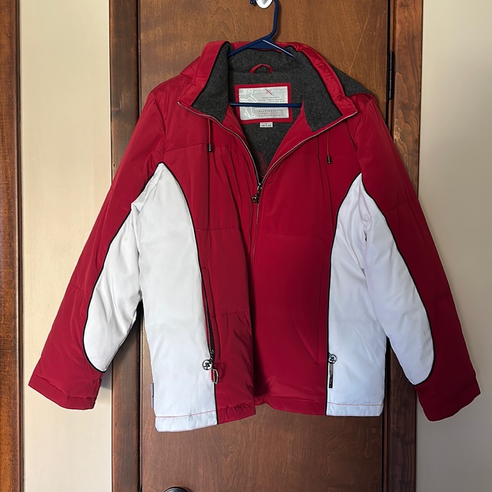ZeroXposur Red and White Ski Jacket